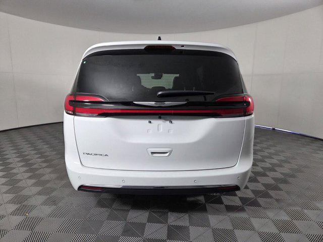 new 2026 Chrysler Pacifica car, priced at $39,988