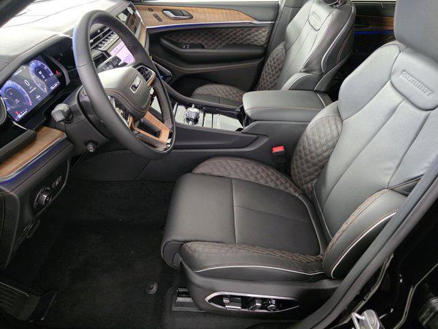 new 2025 Jeep Grand Cherokee car, priced at $58,461