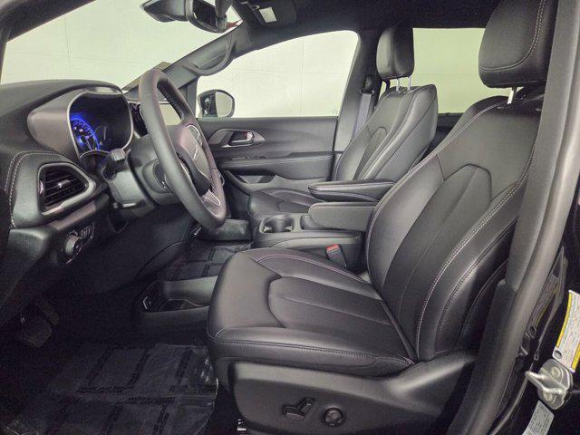 new 2026 Chrysler Pacifica car, priced at $37,289