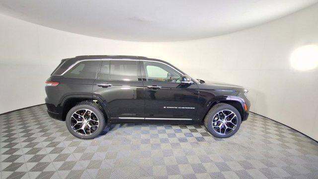 new 2025 Jeep Grand Cherokee car, priced at $56,740