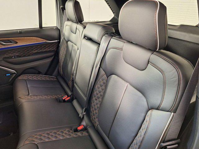 new 2025 Jeep Grand Cherokee car, priced at $56,740