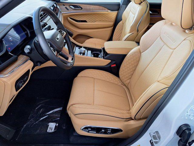 new 2025 Jeep Grand Cherokee car, priced at $56,922