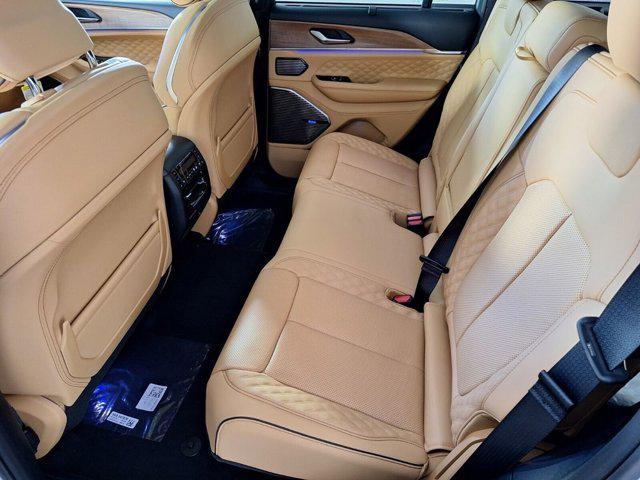 new 2025 Jeep Grand Cherokee car, priced at $56,922