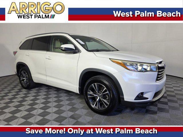 used 2016 Toyota Highlander car, priced at $15,788