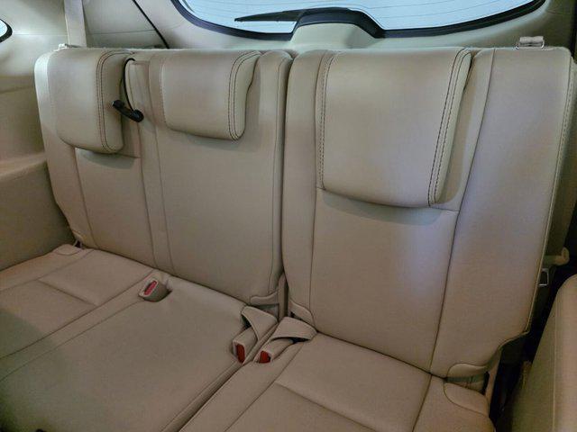 used 2016 Toyota Highlander car, priced at $15,788