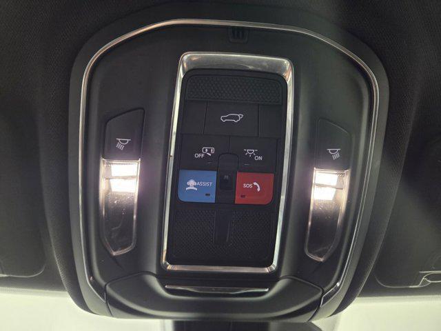 used 2025 Jeep Grand Cherokee car, priced at $31,798