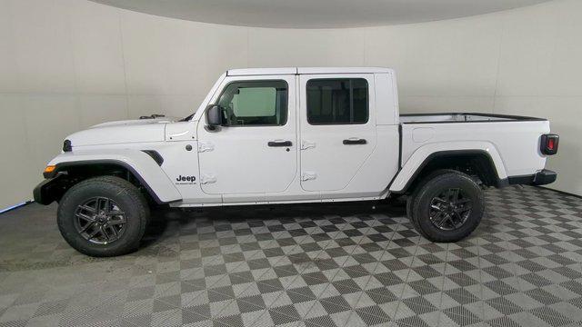 new 2026 Jeep Gladiator car, priced at $40,412