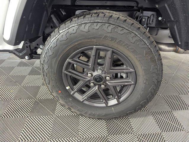 new 2026 Jeep Gladiator car, priced at $40,412