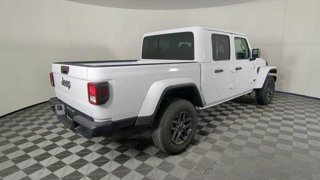 new 2026 Jeep Gladiator car, priced at $40,412