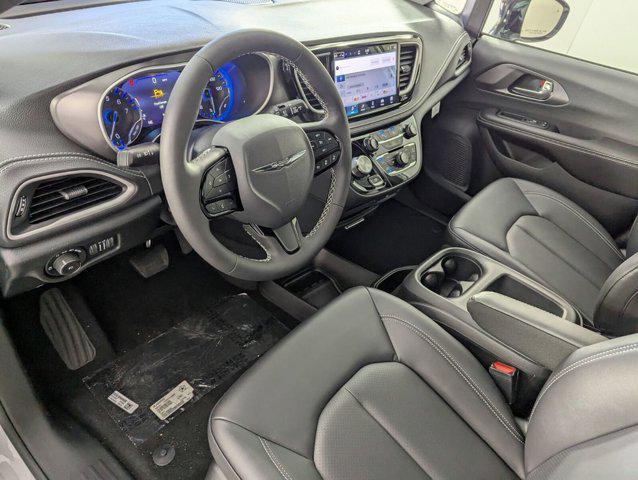new 2026 Chrysler Pacifica car, priced at $39,418