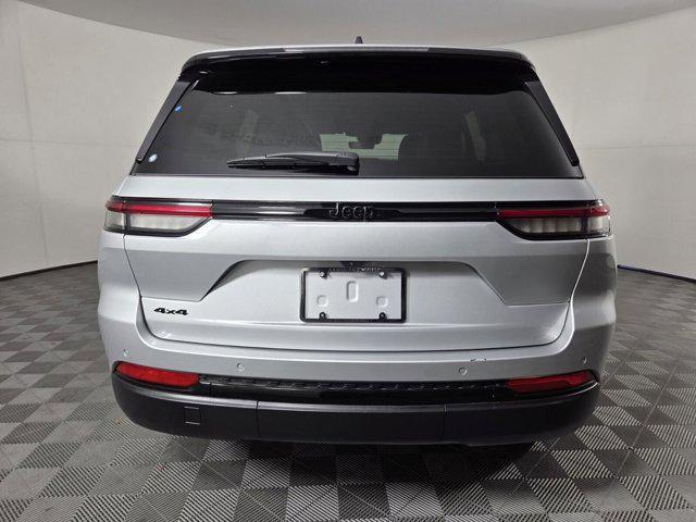 used 2025 Jeep Grand Cherokee car, priced at $29,888