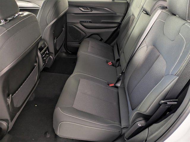 new 2025 Jeep Grand Cherokee car, priced at $27,870