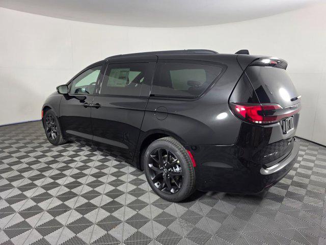 new 2026 Chrysler Pacifica car, priced at $38,725