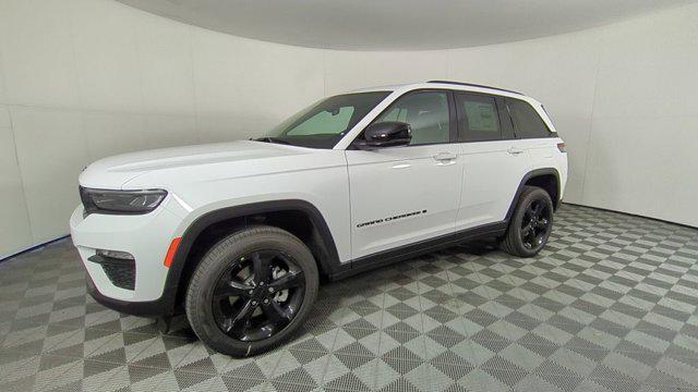 new 2025 Jeep Grand Cherokee car, priced at $34,105