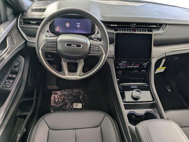 new 2025 Jeep Grand Cherokee car, priced at $34,105