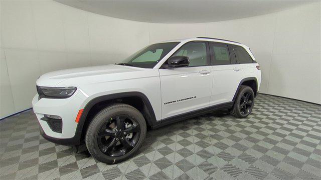 new 2025 Jeep Grand Cherokee car, priced at $34,105