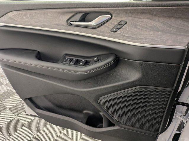 new 2025 Jeep Grand Cherokee car, priced at $34,105