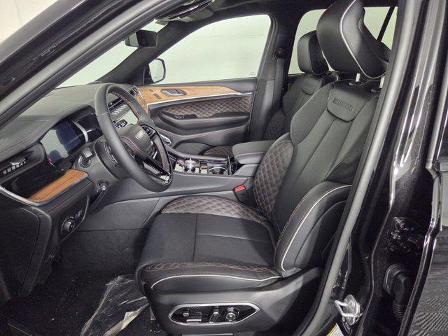 new 2026 Jeep Grand Cherokee car, priced at $58,751