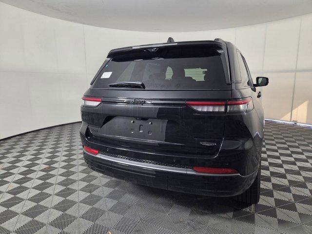 new 2026 Jeep Grand Cherokee car, priced at $58,751