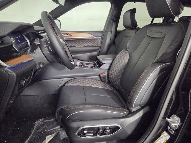 new 2026 Jeep Grand Cherokee car, priced at $58,751