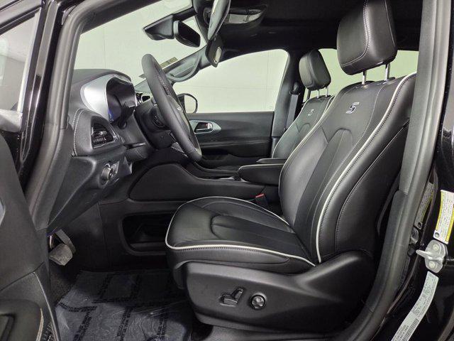 new 2026 Chrysler Pacifica car, priced at $46,248