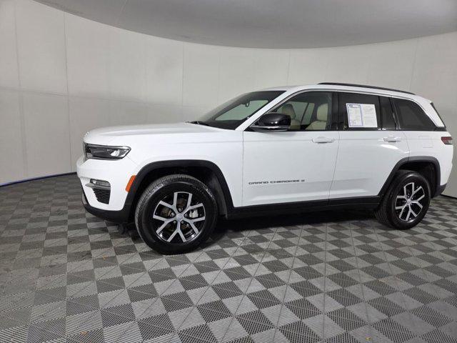 used 2025 Jeep Grand Cherokee car, priced at $32,388