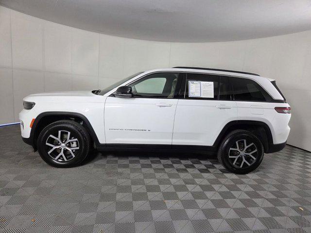 used 2025 Jeep Grand Cherokee car, priced at $32,388
