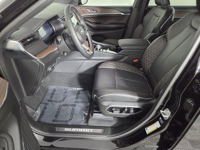 used 2025 Jeep Grand Cherokee L car, priced at $50,988