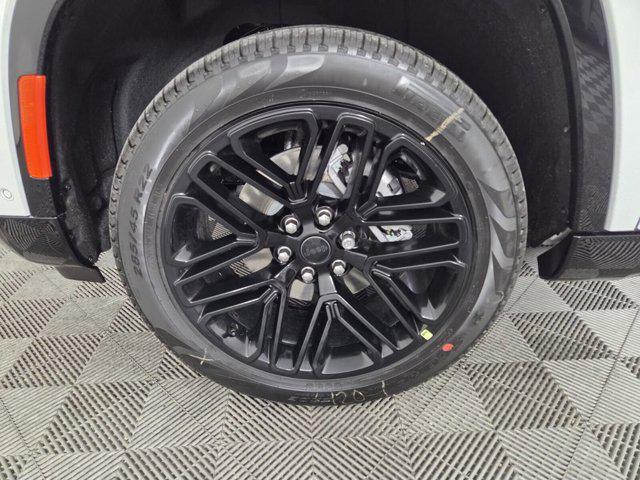 new 2026 Jeep Grand Wagoneer car, priced at $77,147