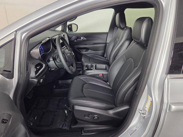 new 2026 Chrysler Pacifica car, priced at $40,434