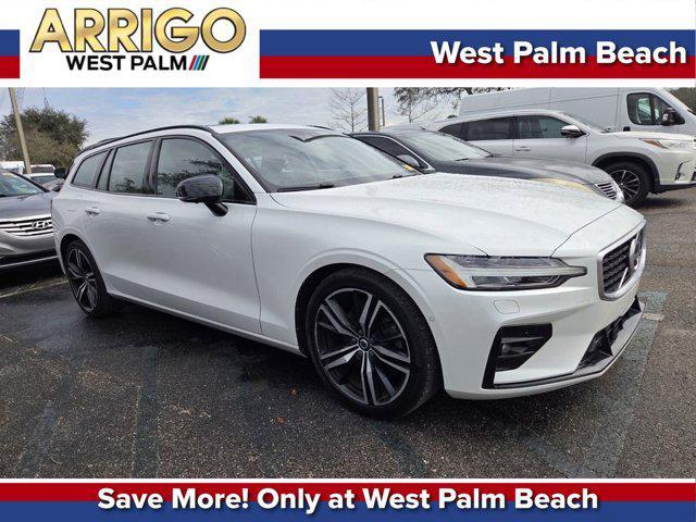 used 2020 Volvo V60 car, priced at $19,988