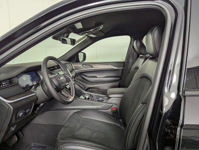 new 2026 Jeep Grand Cherokee car, priced at $37,194