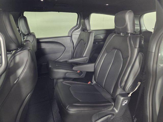 new 2026 Chrysler Pacifica car, priced at $39,171