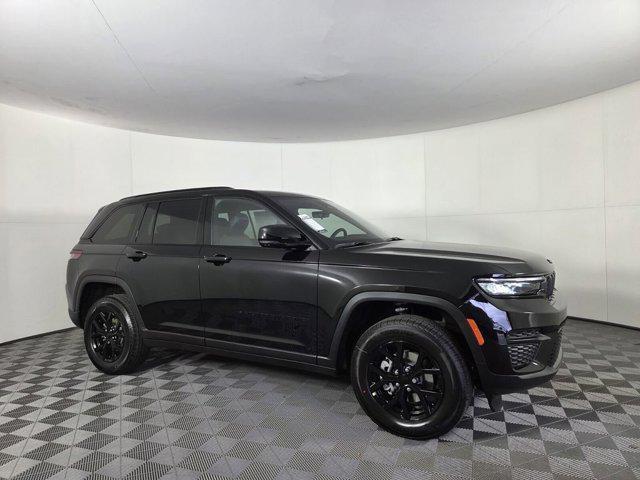 new 2025 Jeep Grand Cherokee car, priced at $36,700