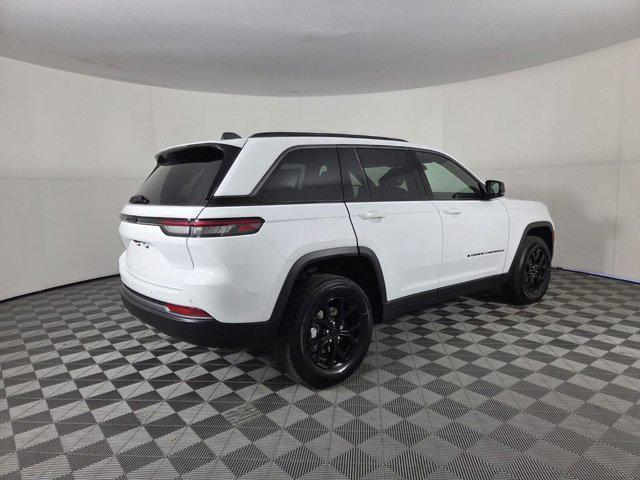 new 2026 Jeep Grand Cherokee car, priced at $37,108