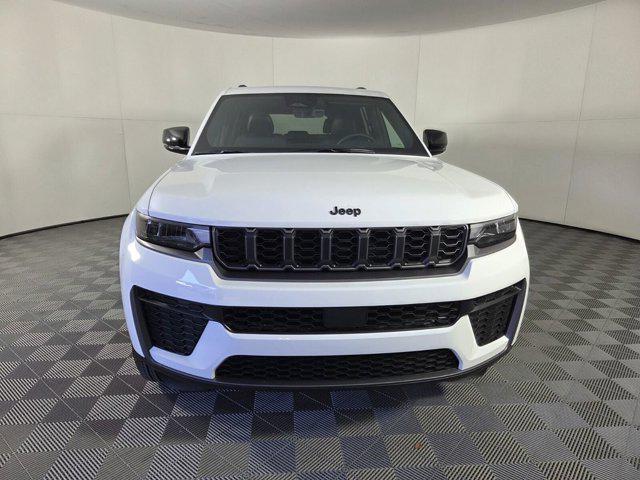 new 2026 Jeep Grand Cherokee car, priced at $37,108