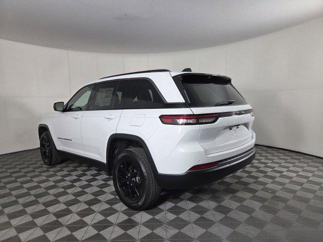 new 2026 Jeep Grand Cherokee car, priced at $37,108