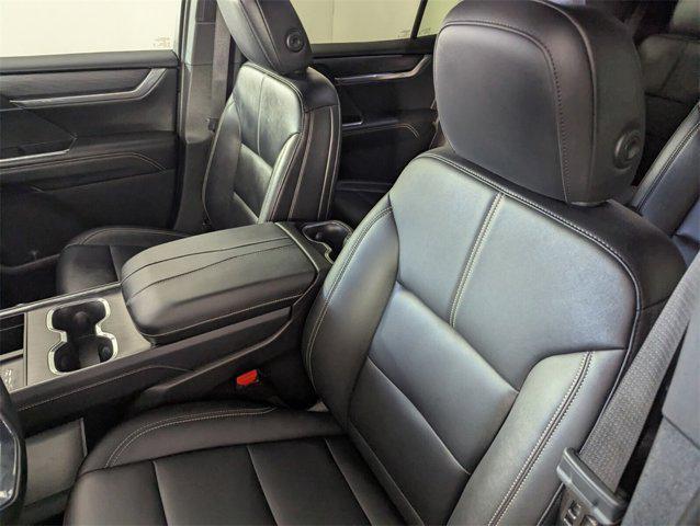 used 2024 GMC Acadia car, priced at $33,888