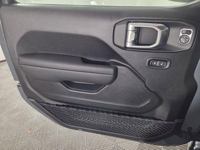 new 2026 Jeep Wrangler car, priced at $40,837