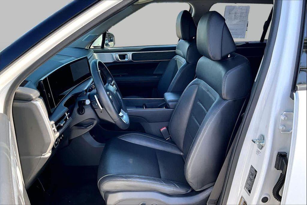 used 2024 Hyundai Santa Fe car, priced at $33,307