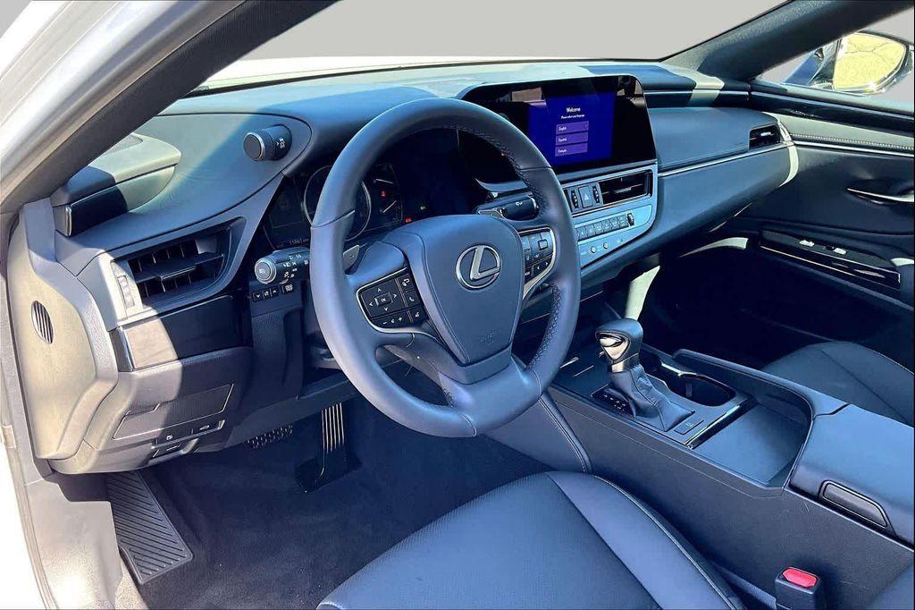 used 2024 Lexus ES 350 car, priced at $40,320
