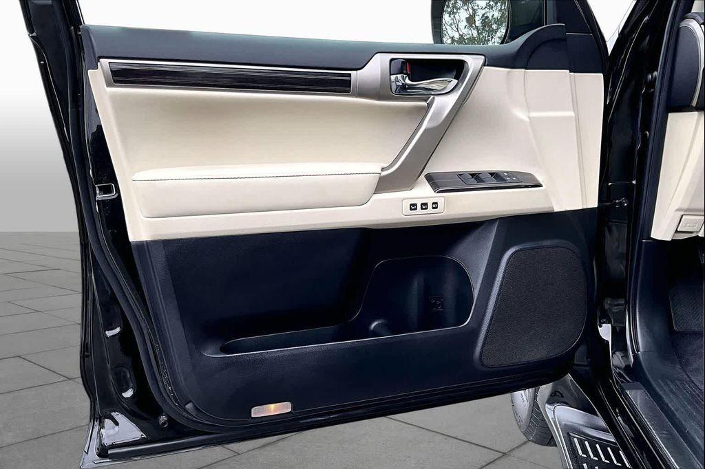 used 2020 Lexus GX 460 car, priced at $43,080
