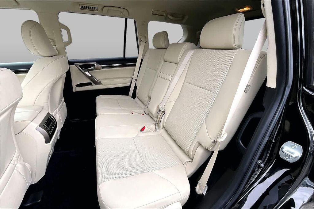 used 2020 Lexus GX 460 car, priced at $43,080