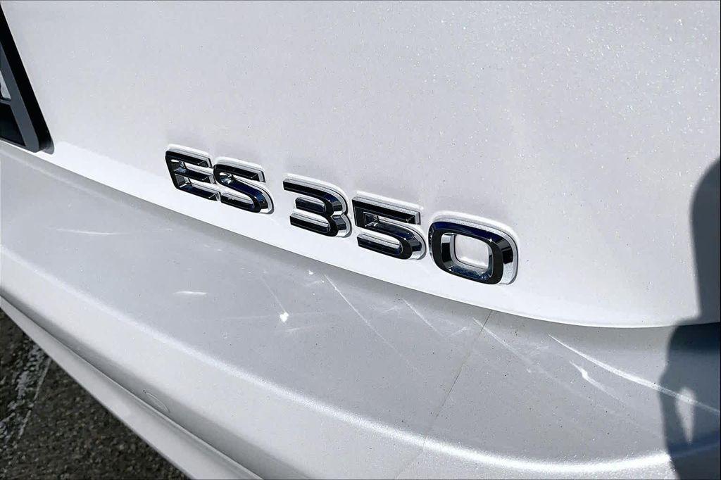used 2025 Lexus ES 350 car, priced at $44,580