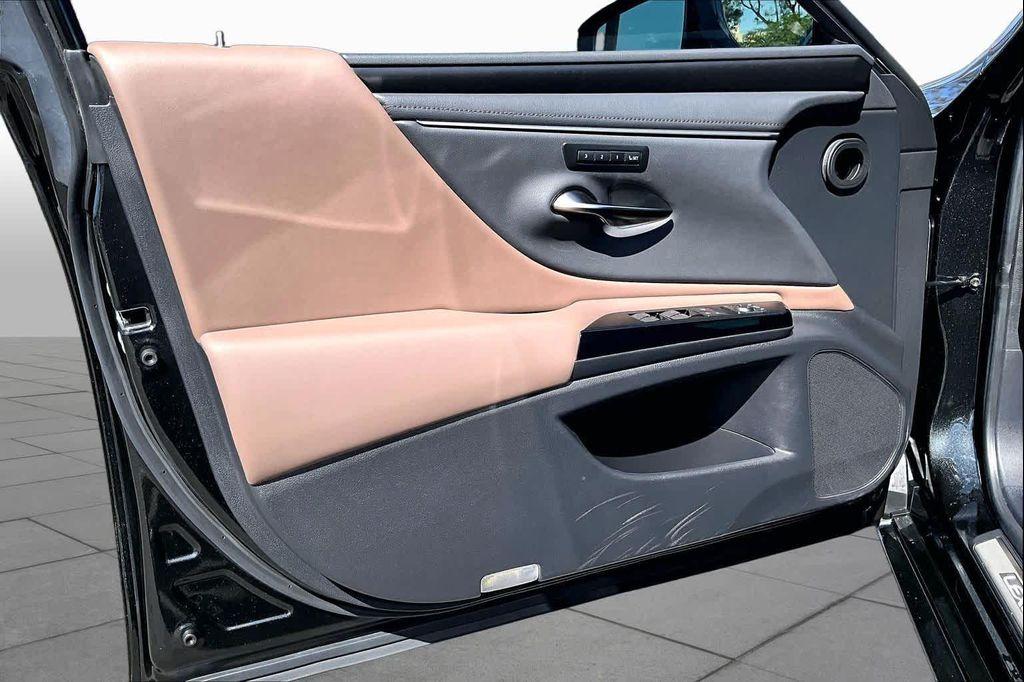 used 2025 Lexus ES 350 car, priced at $44,780