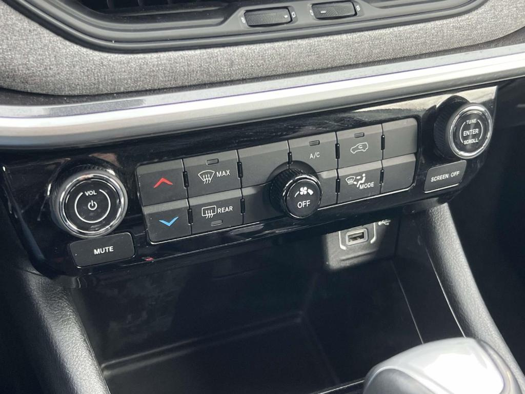 used 2022 Jeep Compass car, priced at $19,495