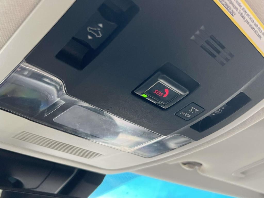 used 2021 Lexus ES 350 car, priced at $25,395