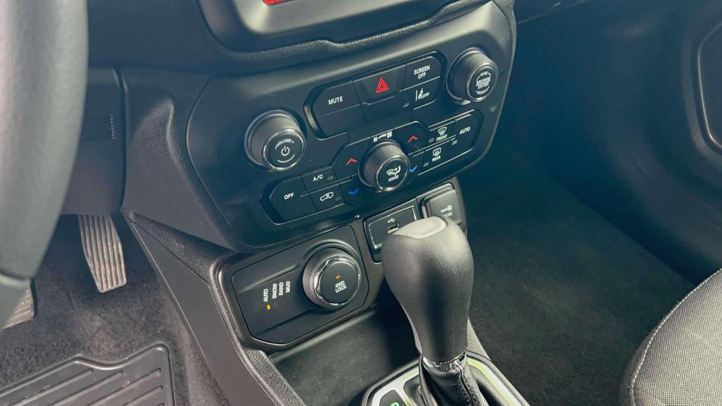 used 2023 Jeep Renegade car, priced at $17,495