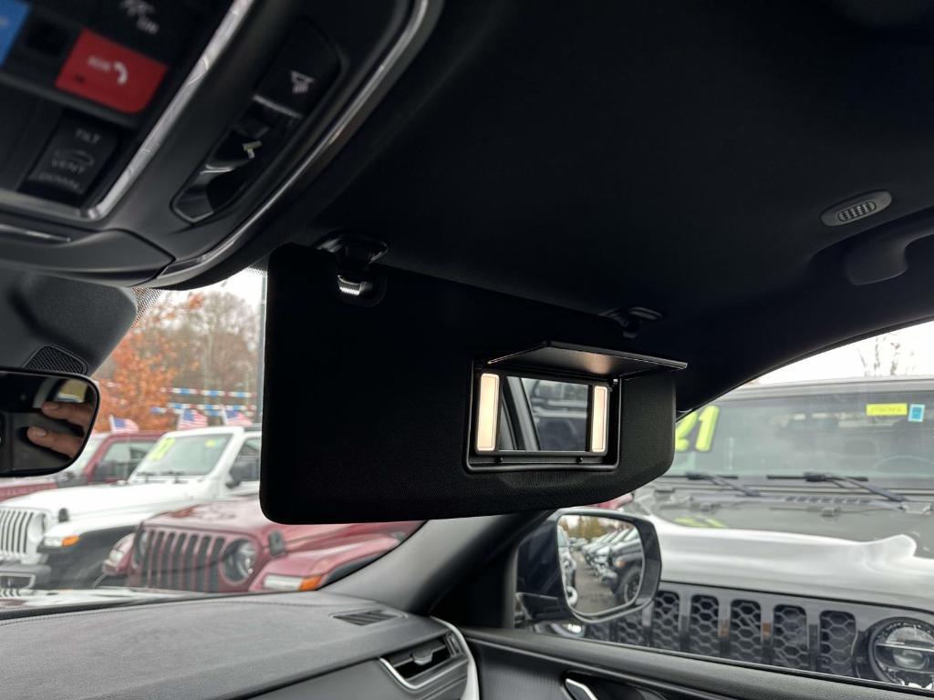 new 2025 Jeep Grand Cherokee L car, priced at $46,875