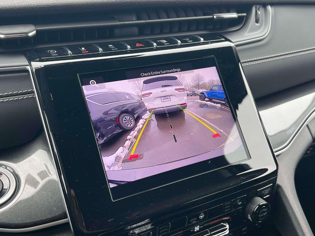 used 2023 Jeep Grand Cherokee L car, priced at $27,995